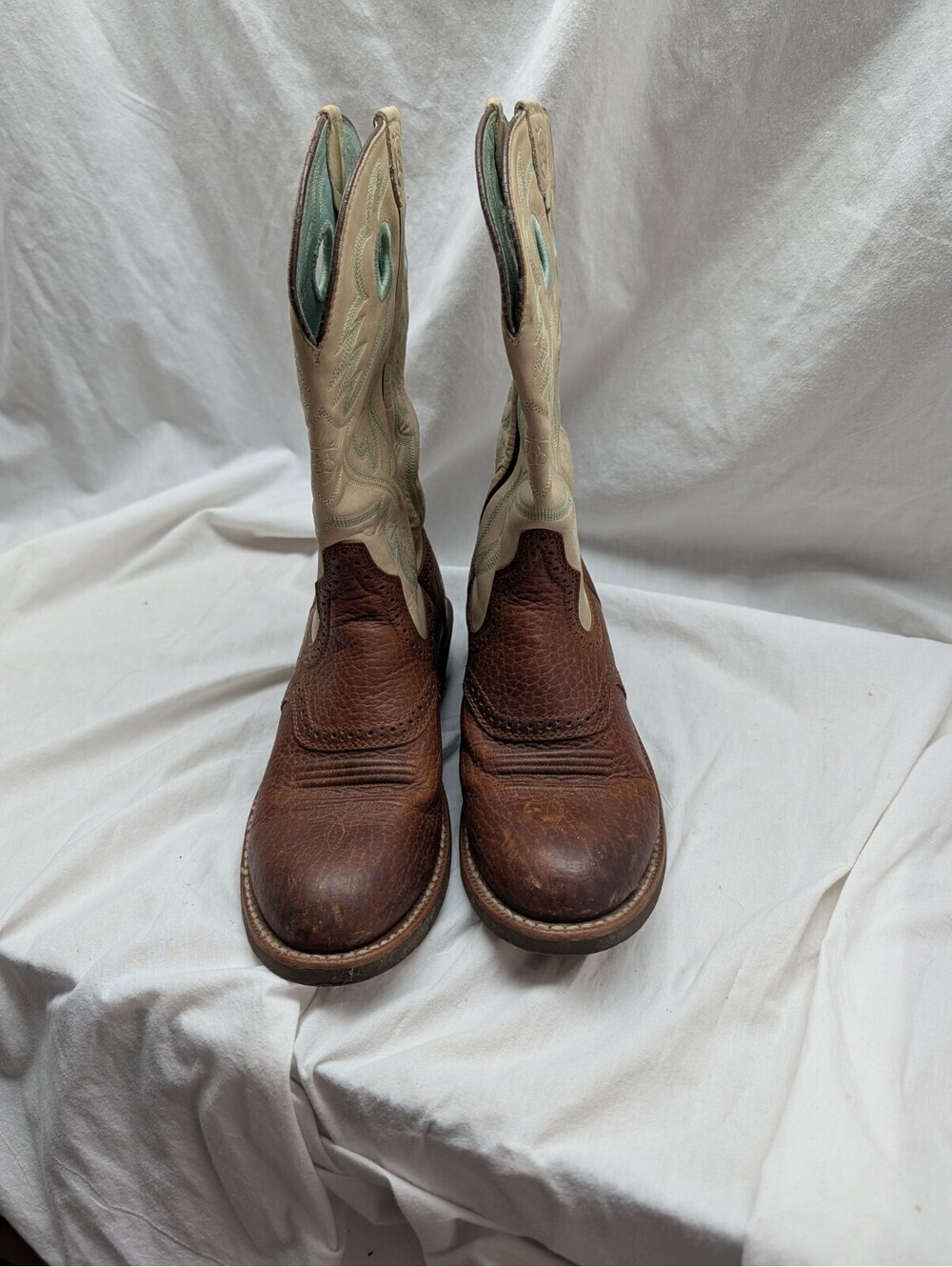 Ariat Brown Tan Western Equestrian Boots Decorative Stitching 7.5